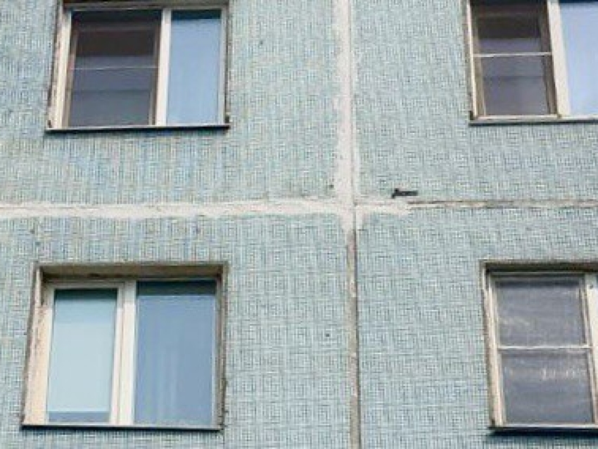 ​Благодаря действиям Госинспекции Забайкалья читинке отремонтировали межпанельные швы